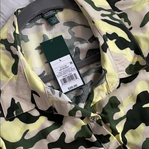 Short Sleeve Camo Button Down - Picture 2 of 3